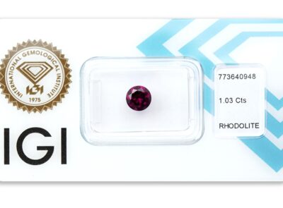 rhodolit 1.03ct deep reddish purple s IGI certifikátem