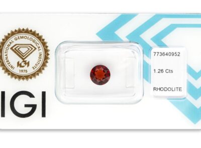 rhodolit 1.26ct deep purplish orange – red s IGI certifikátem
