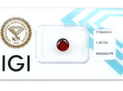 rhodolit 1.30ct deep purplish red s IGI certifikátem