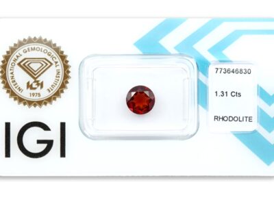 rhodolit 1.31ct deep purplish red s IGI certifikátem