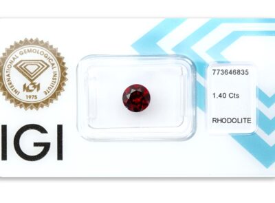 rhodolit 1.40ct deep purplish red s IGI certifikátem