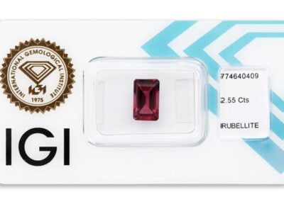 rubelit 2.55ct deep purplish pink s IGI certifikátem
