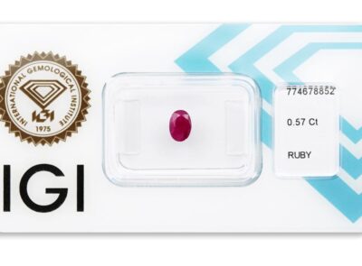 rubín 0.57ct deep pinkish red s IGI certifikátem