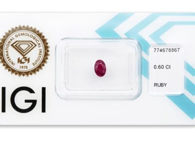 rubín 0.60ct deep purplish pink - red s IGI certifikátem