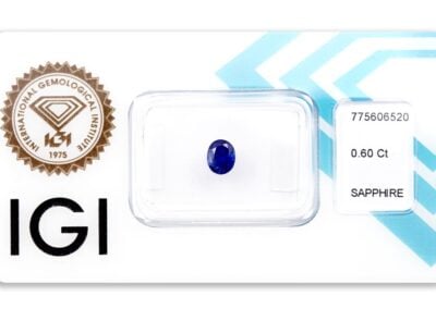safír 0.60ct deep blue s IGI certifikátem