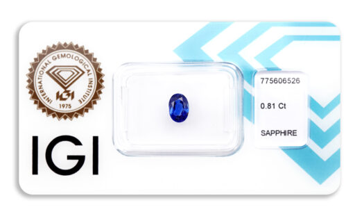 safír 0.81ct deep blue s IGI certifikátem