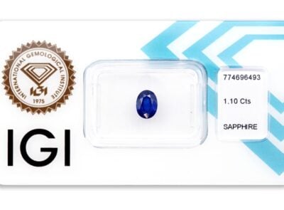 safír 1.10ct deep blue s IGI certifikátem