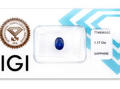 safír 1.17ct blue s IGI certifikátem