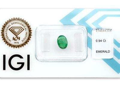 smaragd 0.94ct deep bluish green s IGI certifikátem
