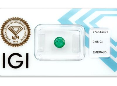 smaragd 0.98ct green s IGI certifikátem