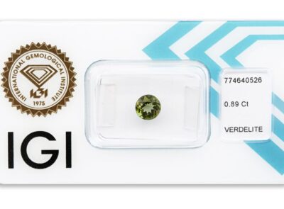 verdelit 0.89ct yellowish green s IGI certifikátem