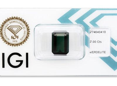 verdelit 7.00ct deep green s IGI certifikátem