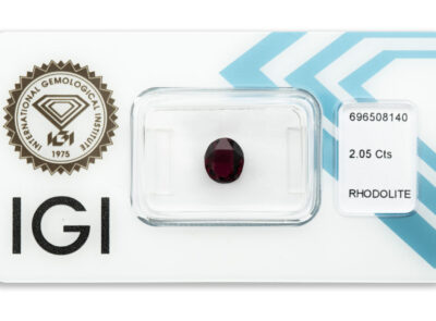 rhodolit 2.05ct deep purplish red s IGI certifikátem