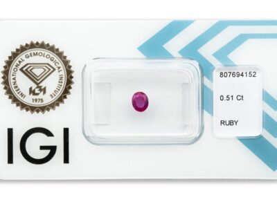 rubín 0.51ct deep purplish pink - red (původ: Barma) s IGI certifikátem