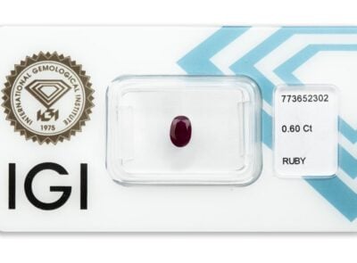 rubín 0.60ct deep purplish red s IGI certifikátem