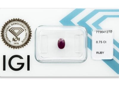 rubín 0.75ct deep pinkish red s IGI certifikátem