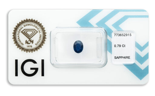 safír 0.79ct deep blue s IGI certifikátem