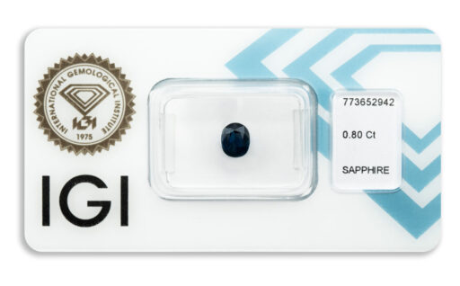 safír 0.80ct deep blue s IGI certifikátem