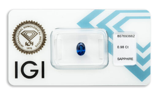 safír 0.98ct deep blue s IGI certifikátem