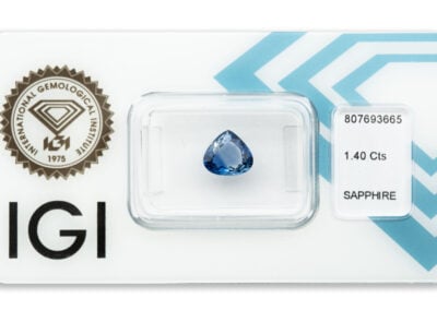 safír 1.40ct blue (původ: Šrí Lanka) s IGI certifikátem