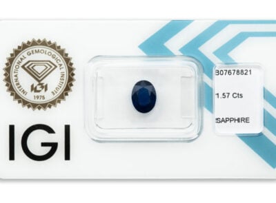 safír 1.57ct deep blue s IGI certifikátem