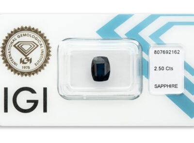 safír 2.50ct deep blue (tepelně neupraven) s IGI certifikátem