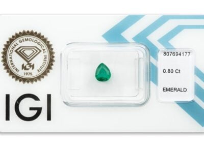 smaragd 0.80ct deep bluish green (původ Zambie) s IGI certifikátem